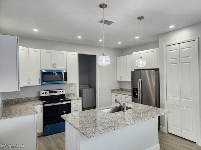 Building Photo - 17353 Dowling Dr