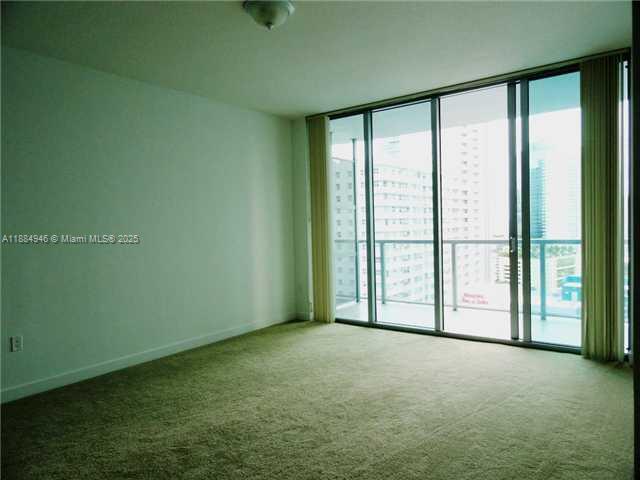 Foto del edificio - 1111 SW 1st Ave