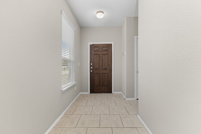 Foto del edificio - 10719 Noble Canyon