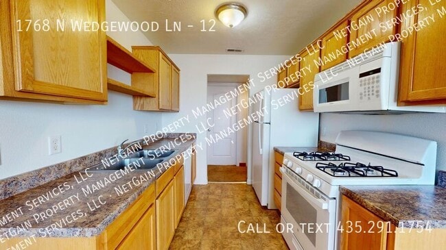 Foto del edificio - 1768 N Wedgewood Ln