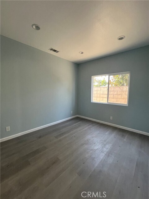 Building Photo - 1125 Aldgate Ave