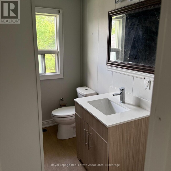 Building Photo - 13469 ON-7