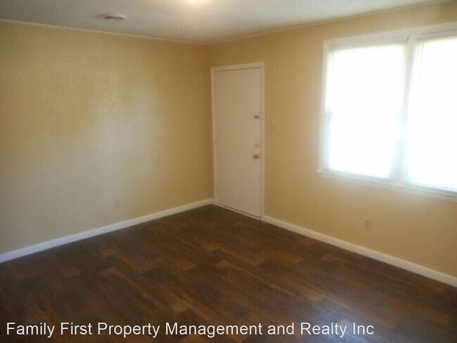 Building Photo - 2 br, 1 bath House - 512 Williams Street