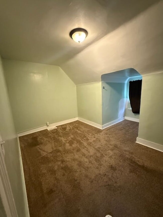 Foto del edificio - 2 Bedroom House with Fenced in backyard