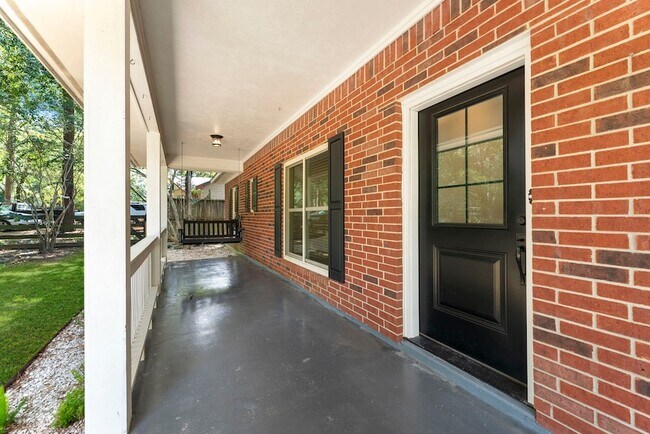 Foto del edificio - 618 W Rollingwood St