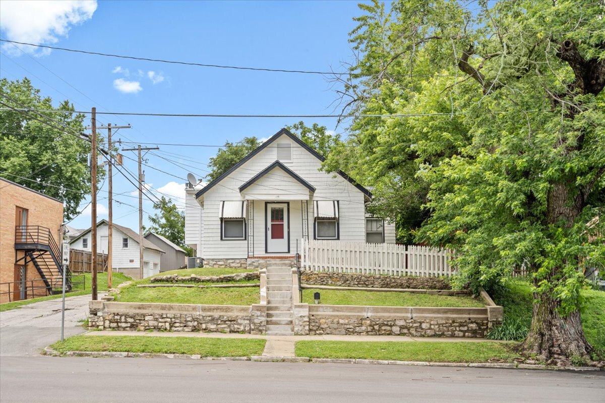 Foto principal - 711 S 5th St