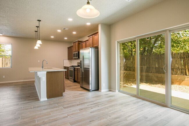 Foto del edificio - New Build 4 Bed, 3 Bath 2-Story Home
