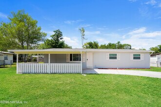 Building Photo - 329 Gano Ave
