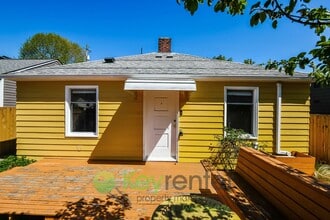 Building Photo - 4840 25th Ave SW
