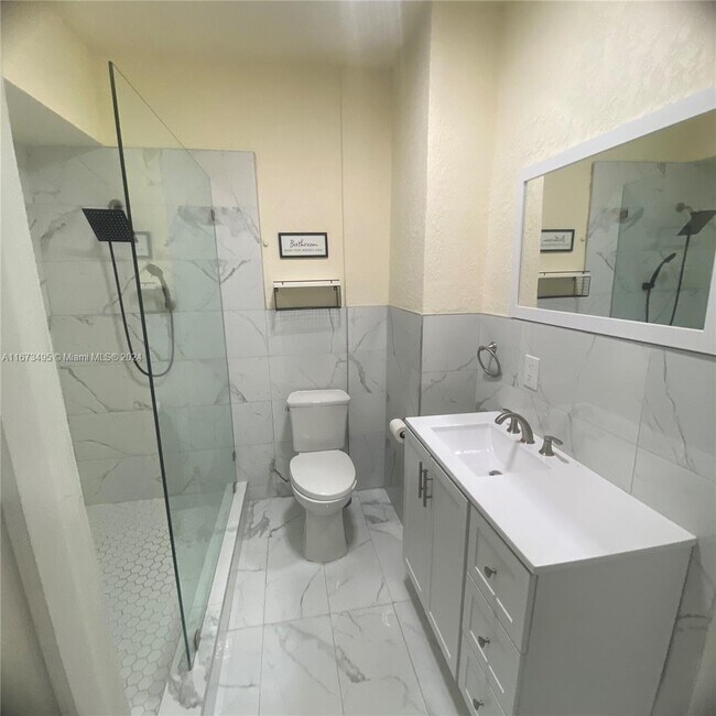 Building Photo - 1 bedroom in North Miami FL 33162