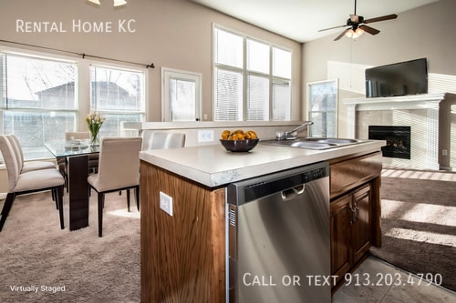 Building Photo - 13145 Nebraska Ct