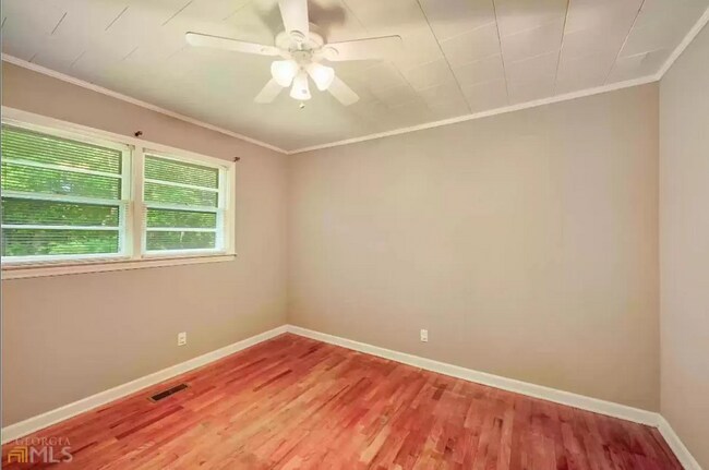 Foto del edificio - 1617 Sugar Valley Rd NW