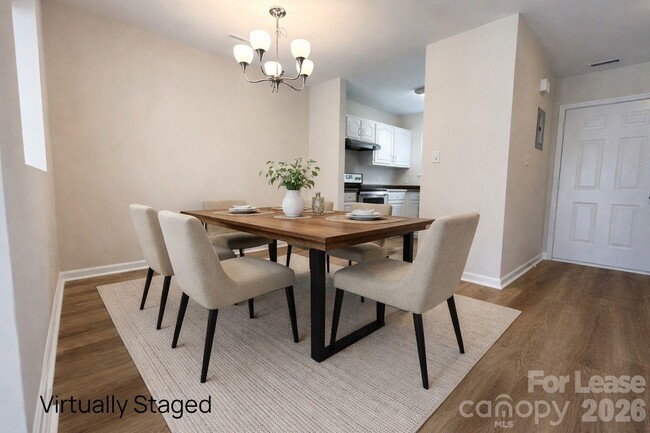 Building Photo - 17418 Tuscany Ln