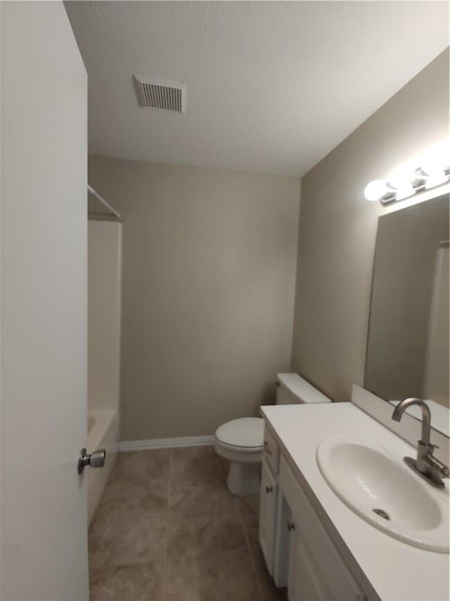 Building Photo - 2989 Setter St
