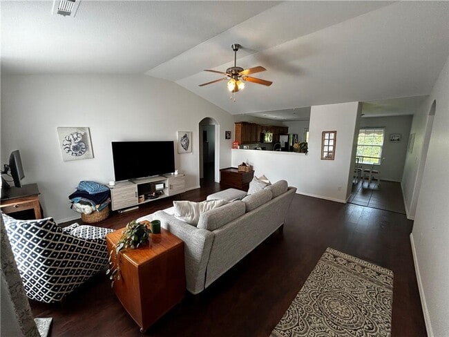 Foto del edificio - 5403 SW Cherry Creek Rd