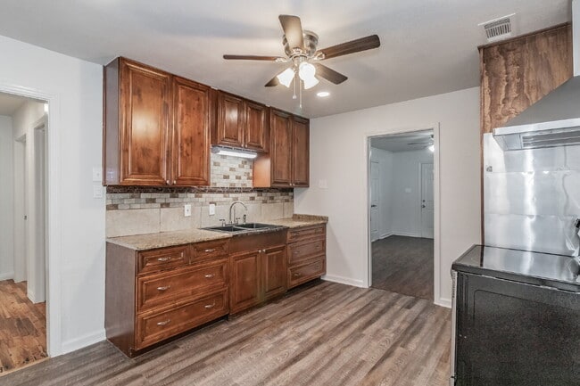 Photo - Beautiful home in a great location