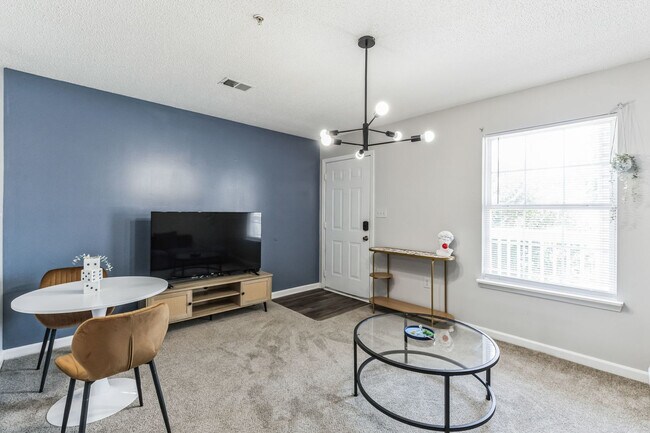 Foto del edificio - 3516 Carlson Bay Ct