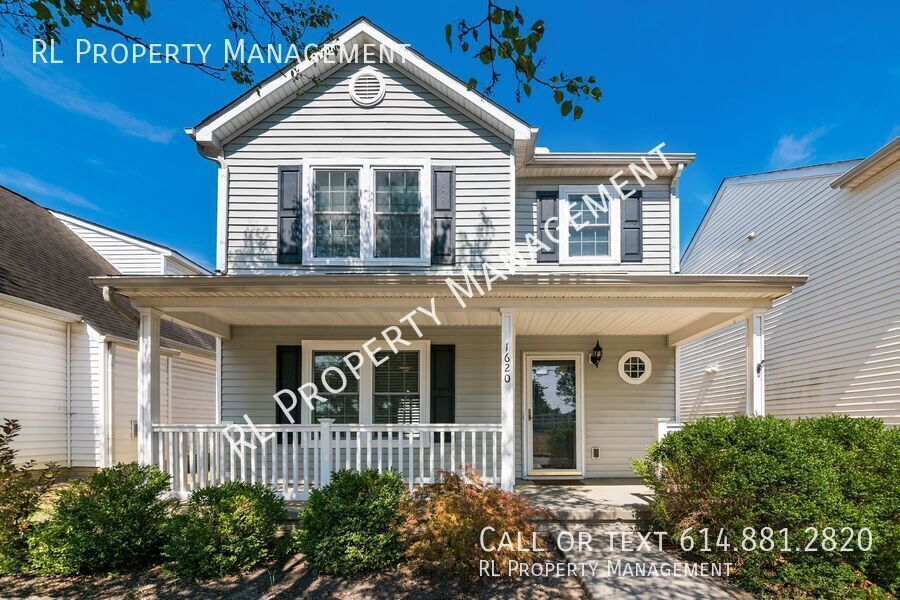 Primary Photo - Beautiful 3 bedroom 2.5 bathroom home in t...