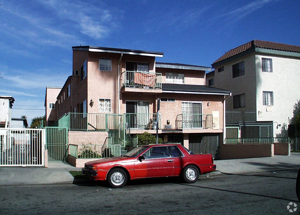 Building Photo - 14765 Erwin St