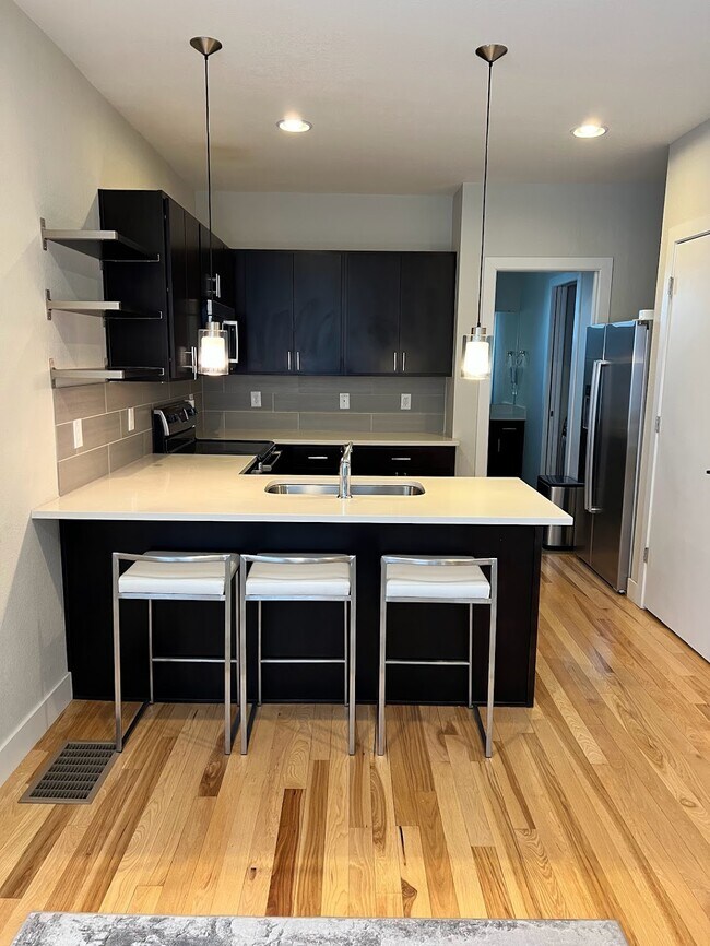 Foto del edificio - 2114 Decatur St