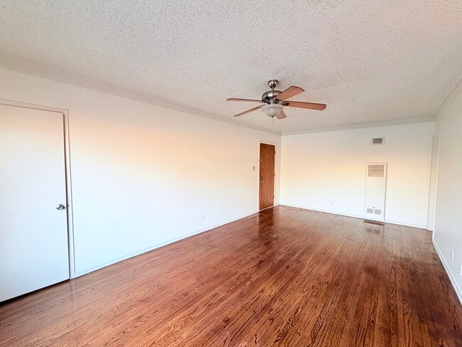 Foto del edificio - 5707 Virginia Ave