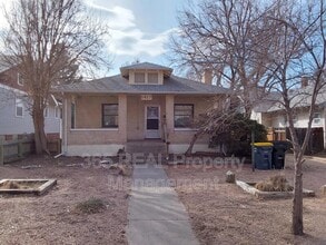Building Photo - 1417 12th Ave