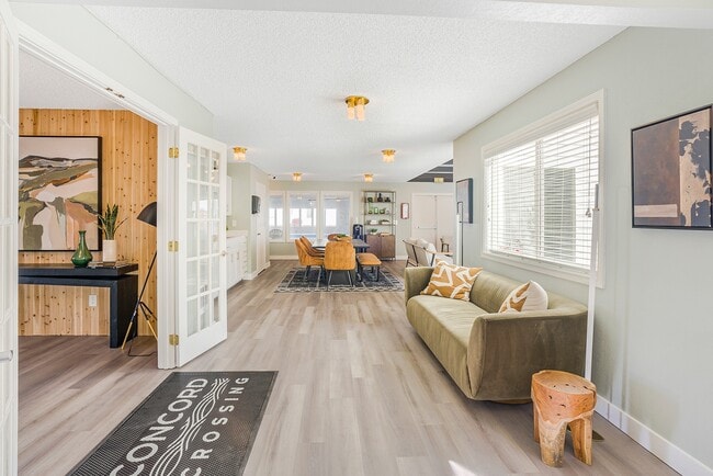 Building Photo - Concord Crossing