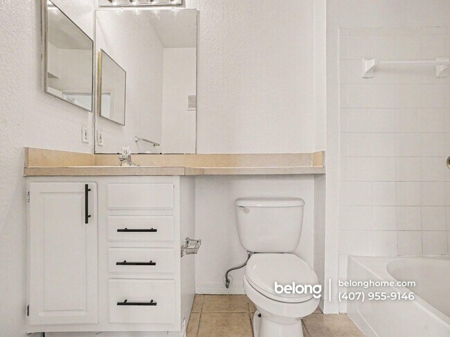 Building Photo - 8929 Legacy Ct