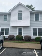 Building Photo - 123 W Victoria Ct