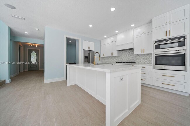 Building Photo - 174 Satin Leaf Dr