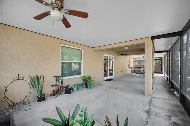 Foto del edificio - 1037 SW Payne Ave