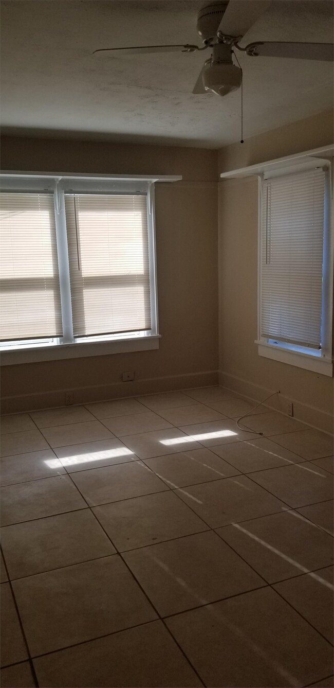 Foto del edificio - 3810 7th St S