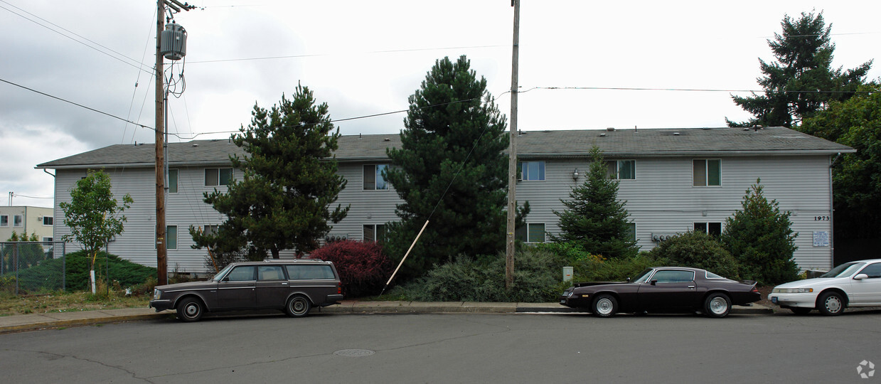 Building Photo - Spiller Apartments