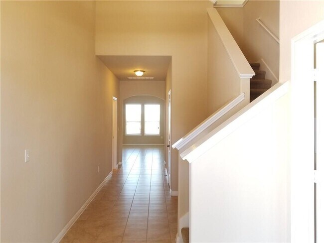 Foto del edificio - 1448 Brooks Way