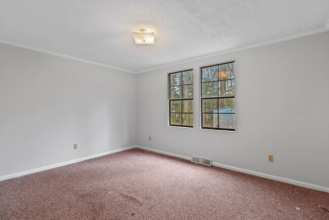 Foto del edificio - 810 Wildwood Cir