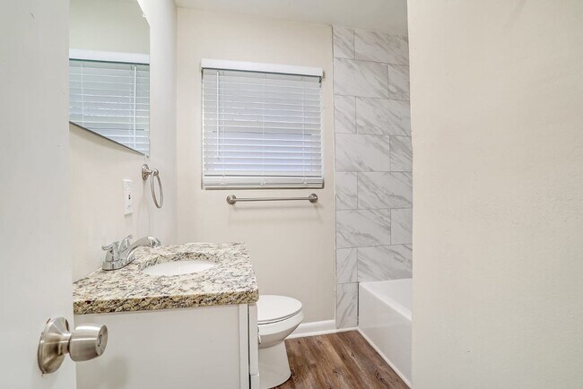 Foto del edificio - 3466 Newberry Trail