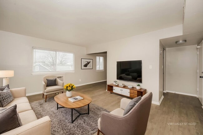 Interior Photo - Fulton Flats North
