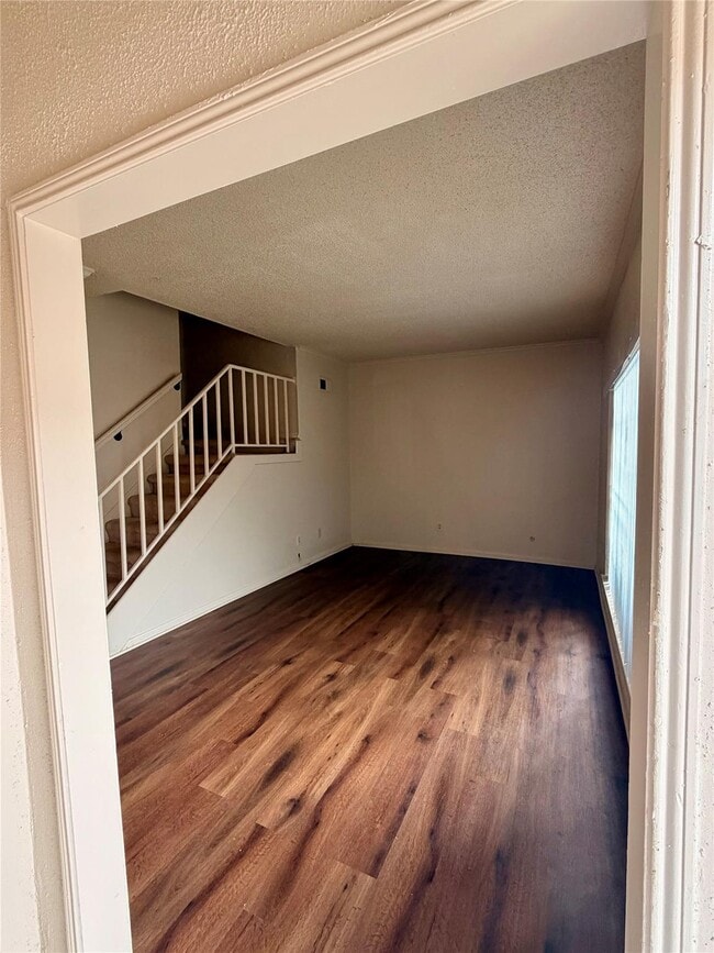 Photo - 7700 Creekbend Dr (Houston, TX) Townhome