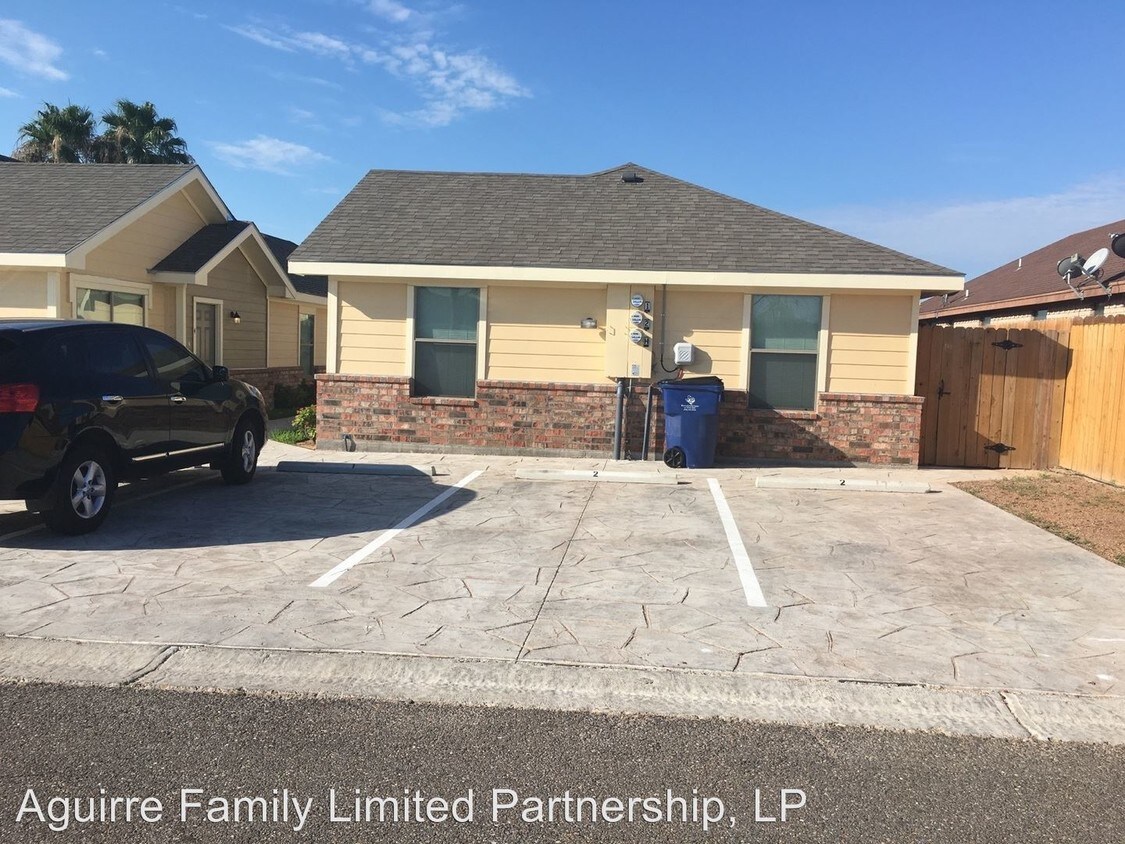 501 2nd St Unit Apt 16, La Joya, TX 78560 Room for Rent in La Joya