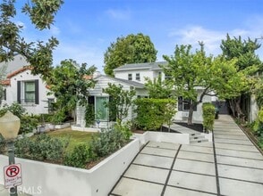 Building Photo - 1320 Thayer Ave