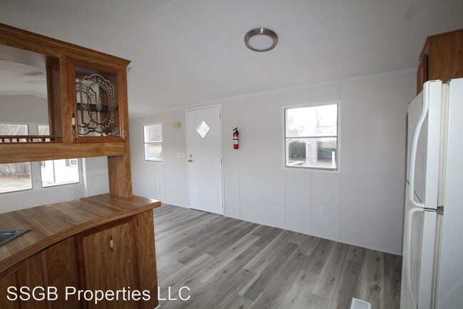 Building Photo - 1 br, 1 bath House - 1250 Glasco Turnpike,...