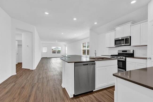 Building Photo - 332 Escondido Cir