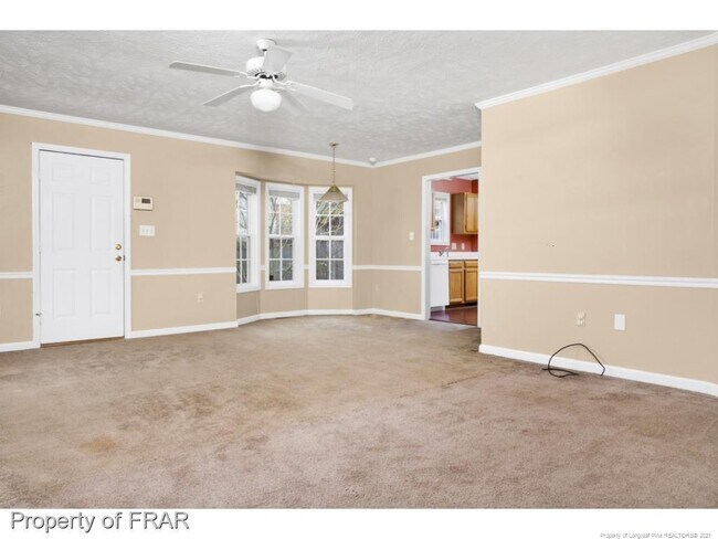 Building Photo - 329 Abbottswood Dr