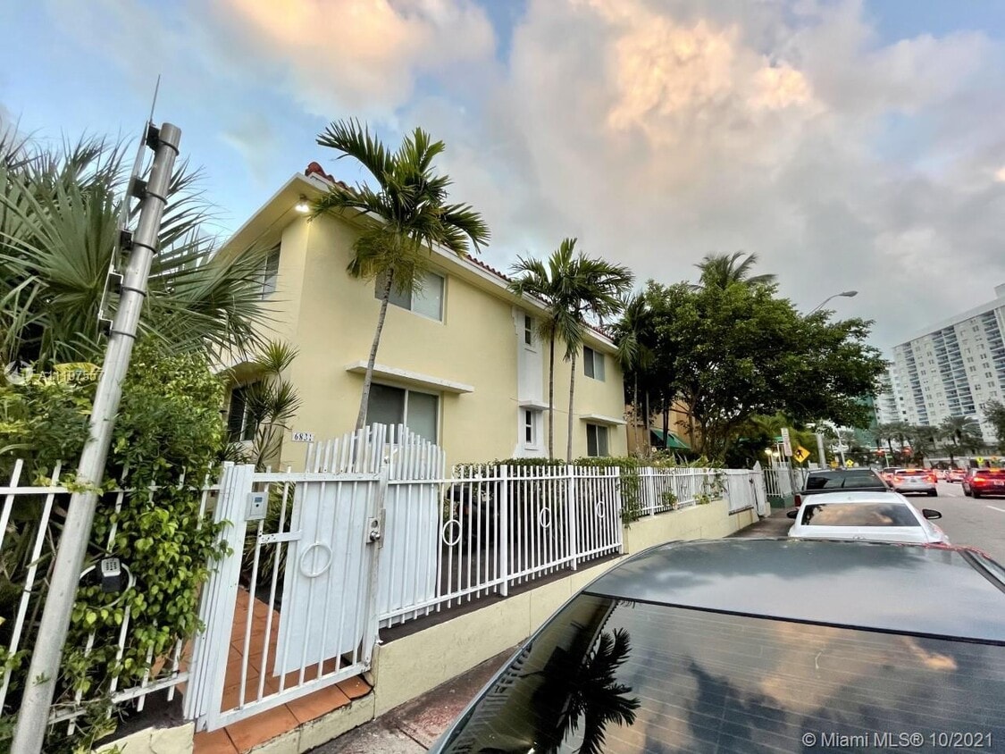 6831 Abbott Ave Unit 4, Miami Beach, FL 33141 Room for Rent in Miami