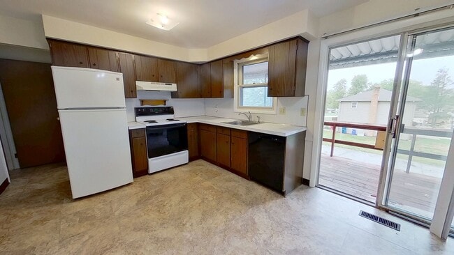 Building Photo - 139 Oak Manor Dr