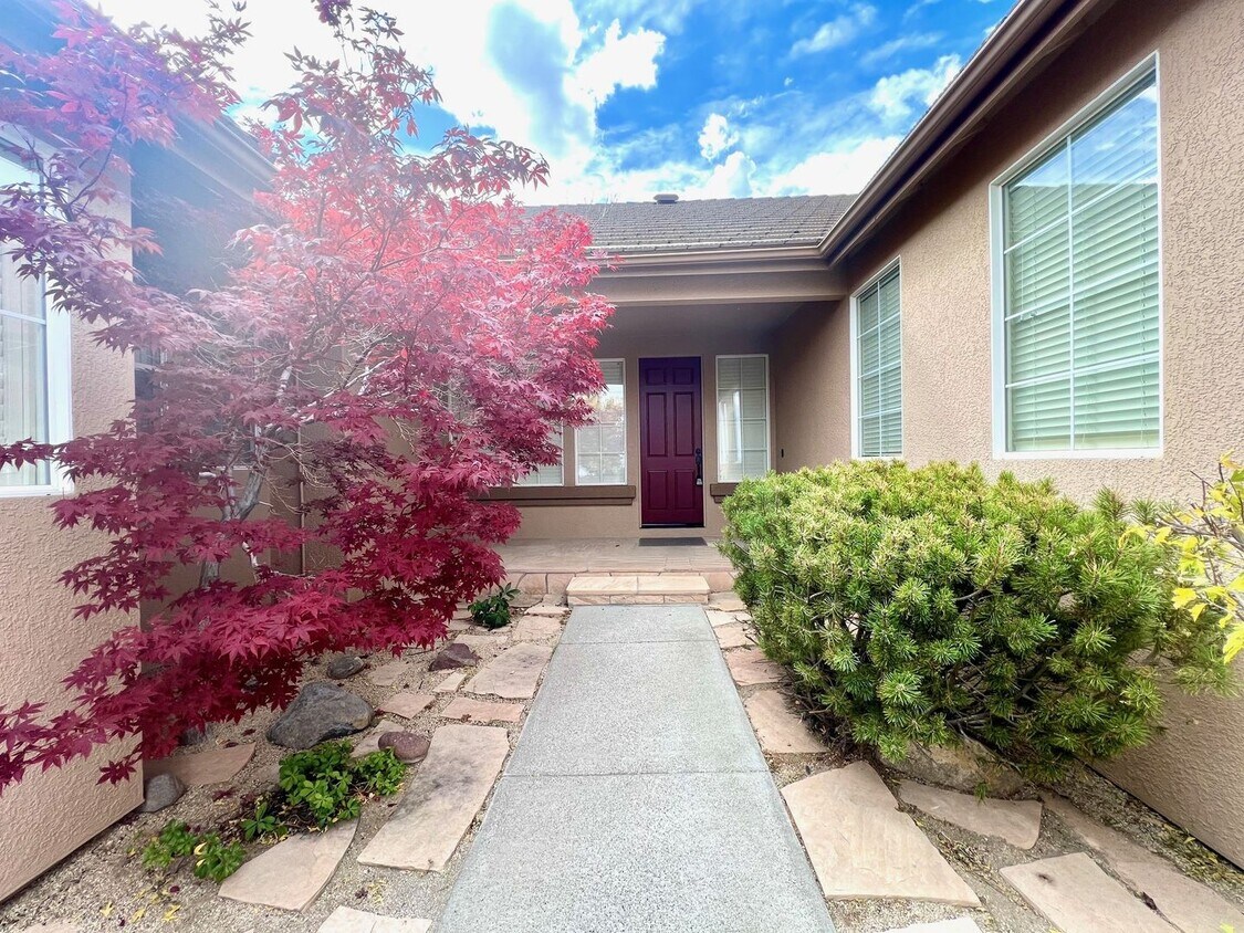 Primary Photo - 3346 White Mountain Ct in ArrowCreek with ...