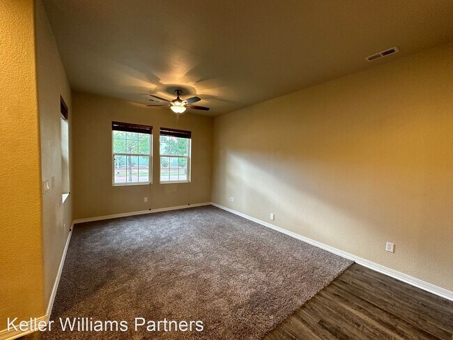 Building Photo - 3 br, 3 bath House - 1470 Gold Hill Mesa Dr
