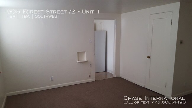 Foto del edificio - 905 Forest St