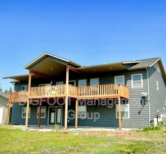 Building Photo - 5601 Falcon Rd