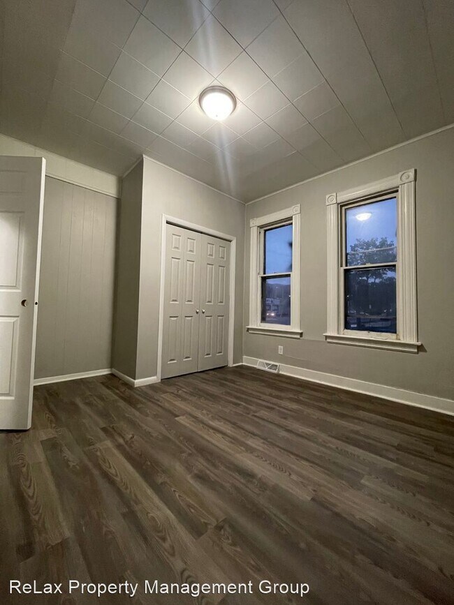 Building Photo - 5 br, 1 bath House - 1002 8th St S
